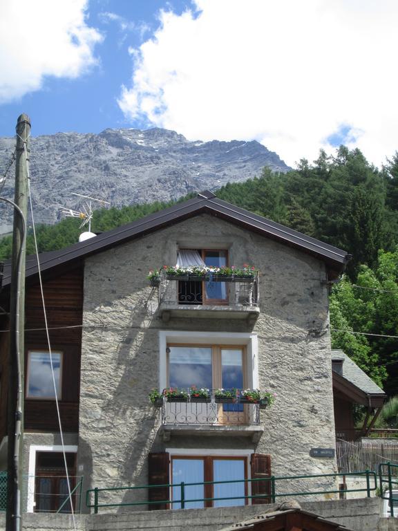 Al Bait De Gio Daire Bormio Oda fotoğraf